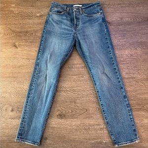 Wedgie Levi’s jeans, dark blue